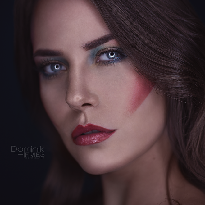 Ringlight beauty image with Karina Krimmel 